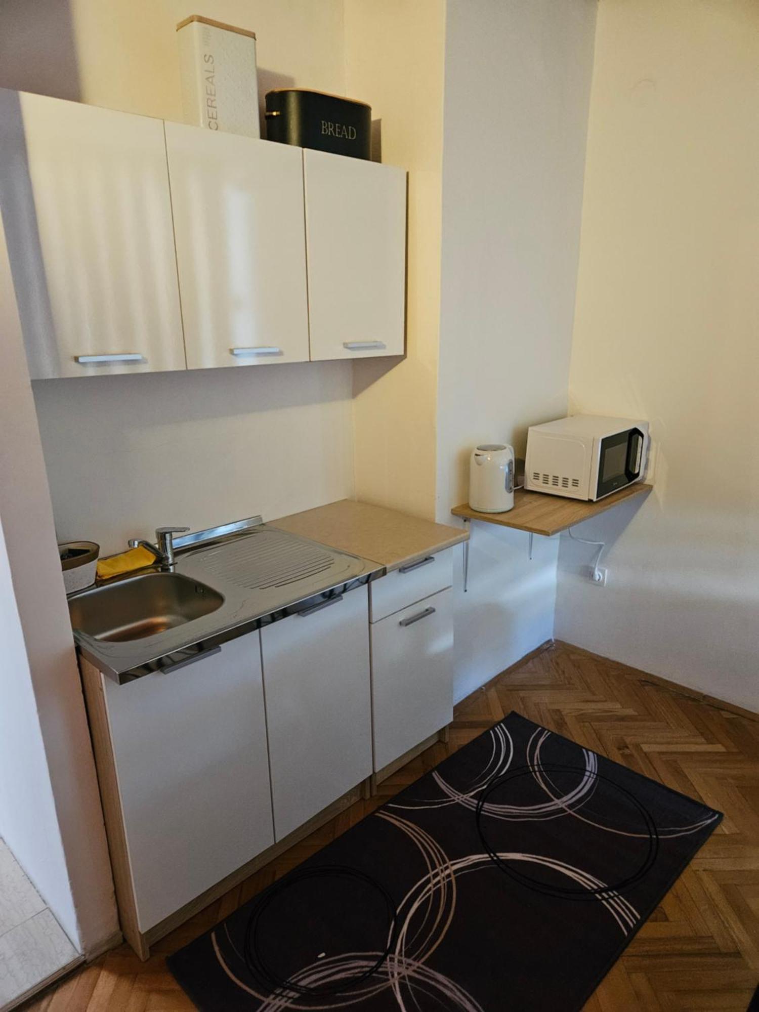 Salyna "Rooms Bela" Ičići Extérieur photo